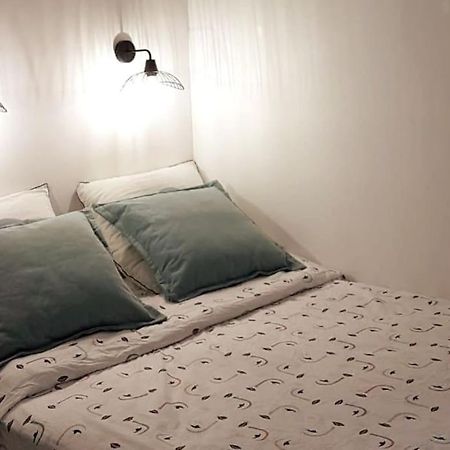 Studio Cosy, Quartier Canal Saint-Martin Paris Exteriör bild