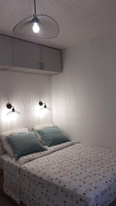 Studio Cosy, Quartier Canal Saint-Martin Paris Exteriör bild