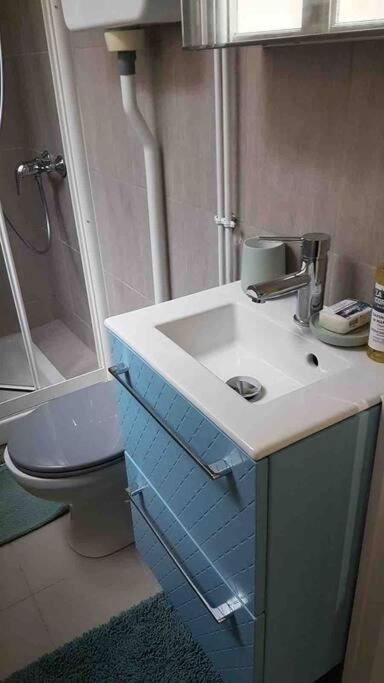 Studio Cosy, Quartier Canal Saint-Martin Paris Exteriör bild